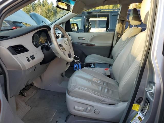 2012 Toyota Sienna XLE