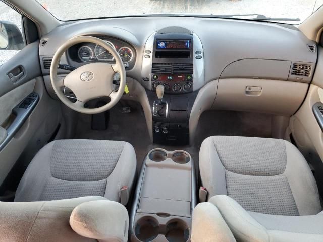 2006 Toyota Sienna CE