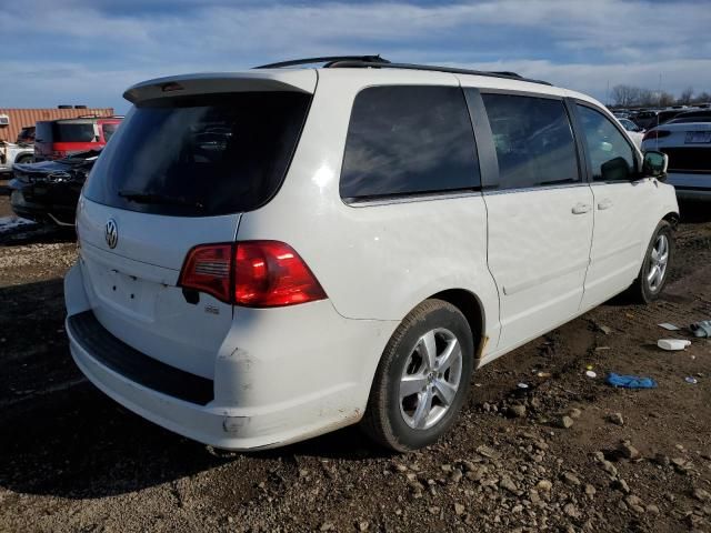 2009 Volkswagen Routan SE