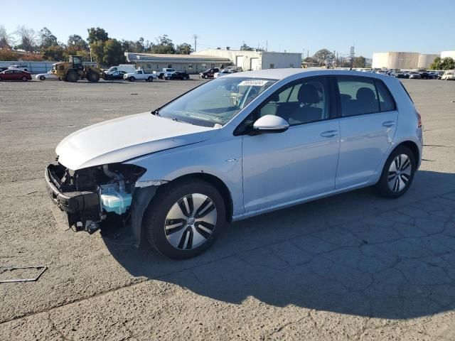 2017 Volkswagen E-GOLF SE