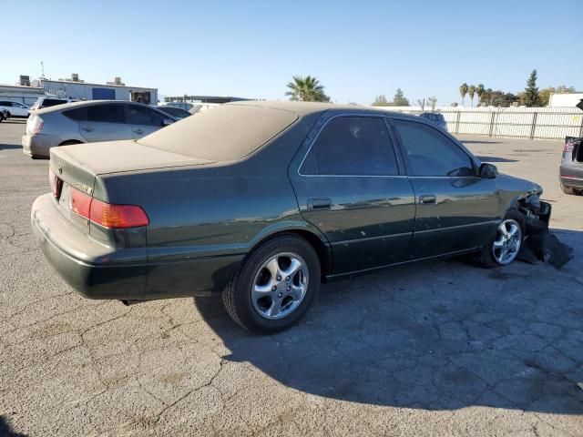 2000 Toyota Camry LE