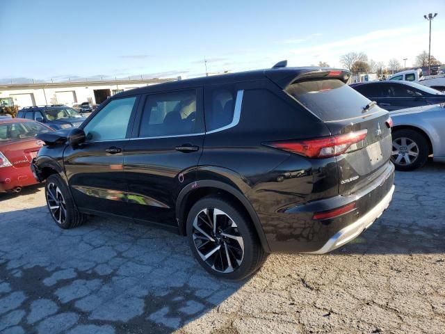 2023 Mitsubishi Outlander SE