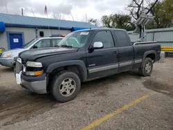 Salvage cars for sale at Wichita, KS auction: 2001 Chevrolet Silverado K1500