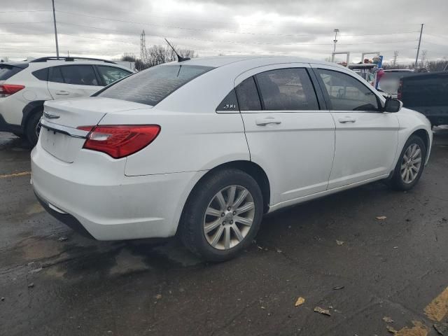 2013 Chrysler 200 Touring