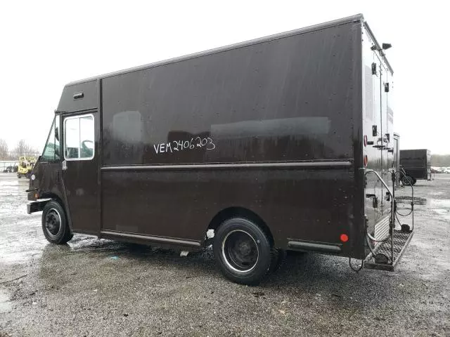 2009 Freightliner Chassis M Line WALK-IN Van