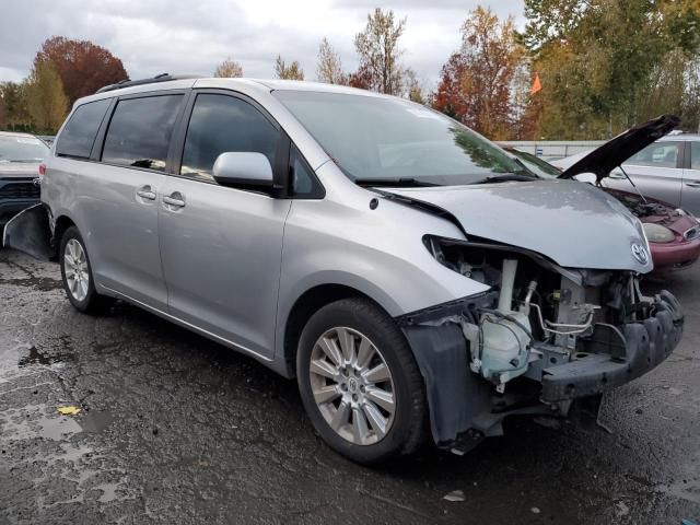 2012 Toyota Sienna LE