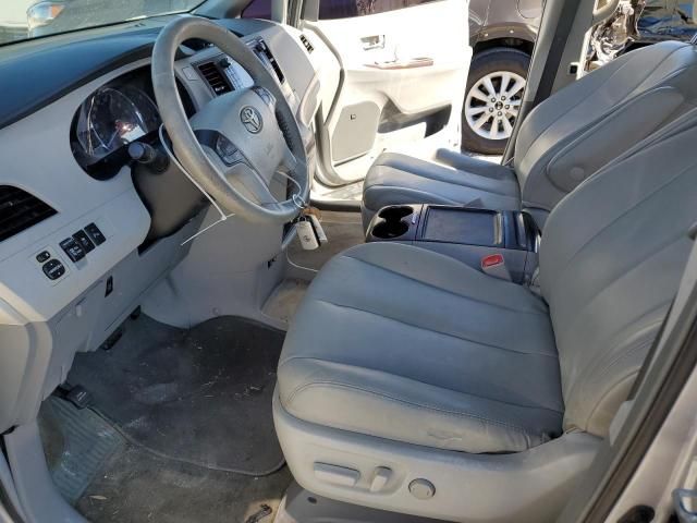 2012 Toyota Sienna XLE