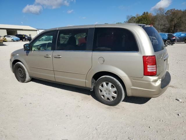 2009 Chrysler Town & Country LX