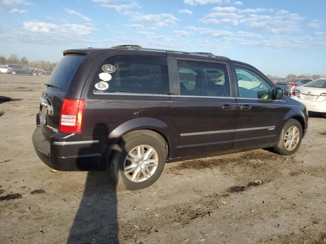 2010 Chrysler Town & Country Touring