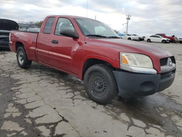 2006 Mitsubishi Raider LS