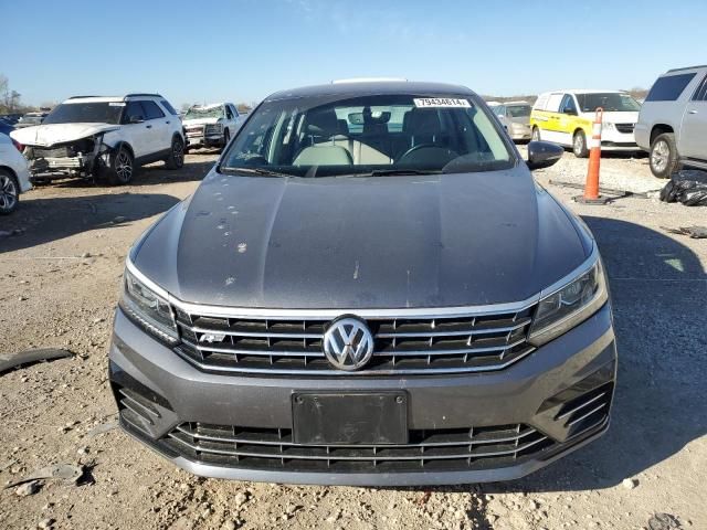 2017 Volkswagen Passat R-Line