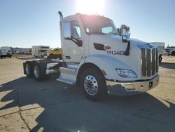 Peterbilt salvage cars for sale: 2017 Peterbilt 579