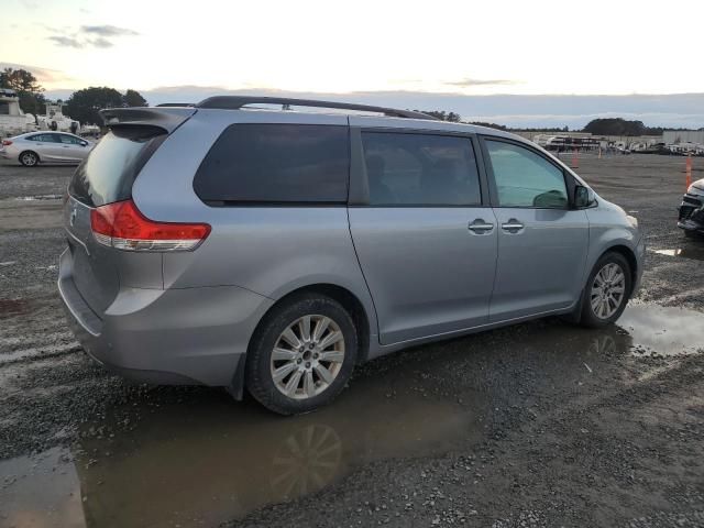 2012 Toyota Sienna XLE