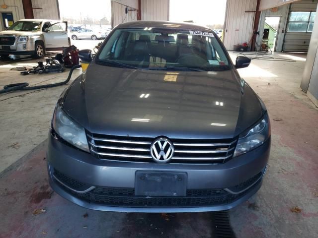 2013 Volkswagen Passat S