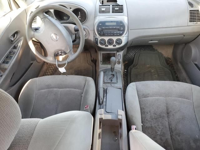 2004 Nissan Altima Base