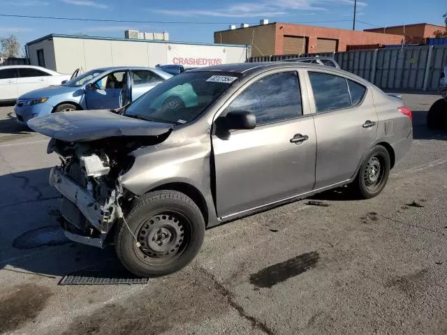 2014 Nissan Versa S