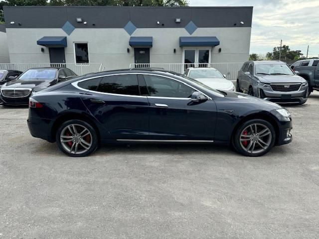 2014 Tesla Model S