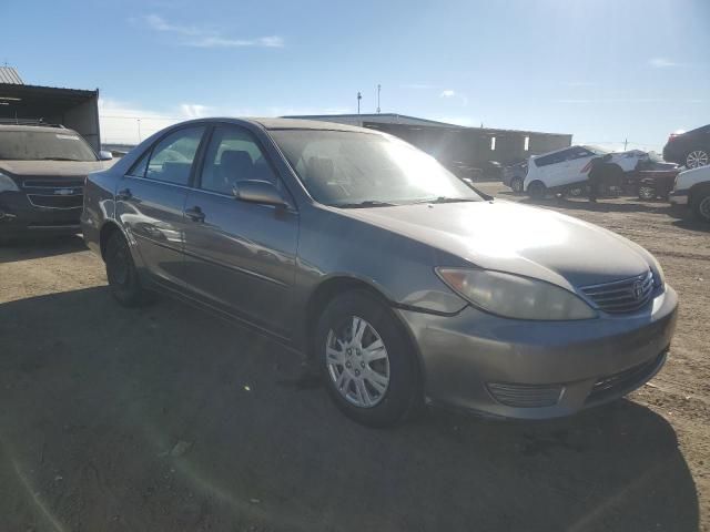 2005 Toyota Camry LE