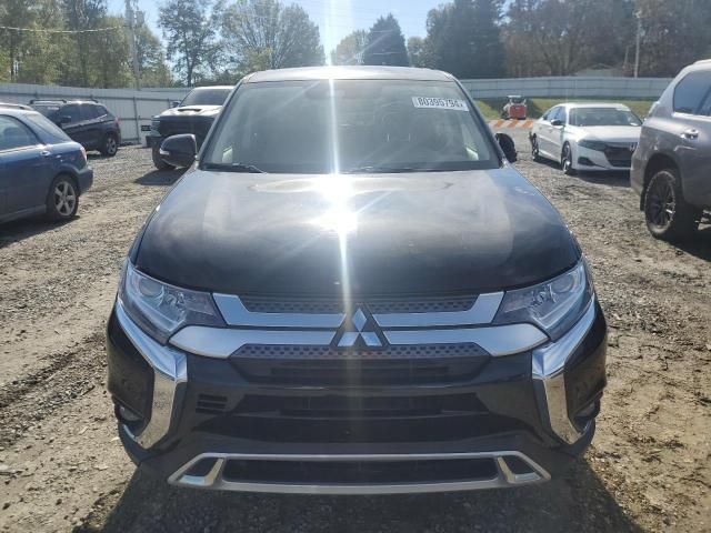 2020 Mitsubishi Outlander SE