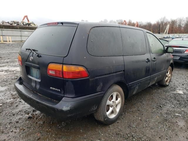 2000 Toyota Sienna CE