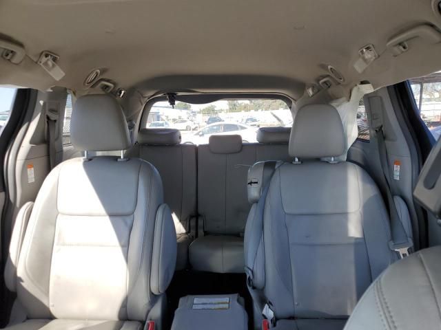 2015 Toyota Sienna XLE