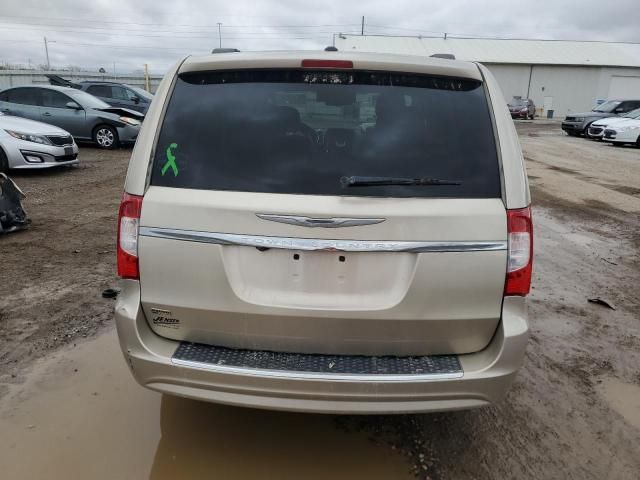 2015 Chrysler Town & Country Touring