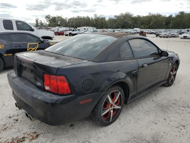 2004 Ford Mustang