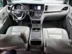 2018 Toyota Sienna XLE