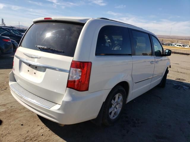 2011 Chrysler Town & Country Touring