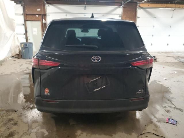 2022 Toyota Sienna XLE