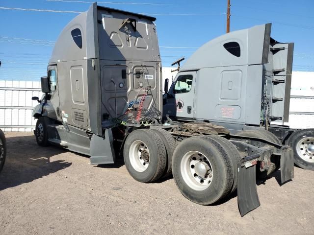 2016 Freightliner Cascadia 125