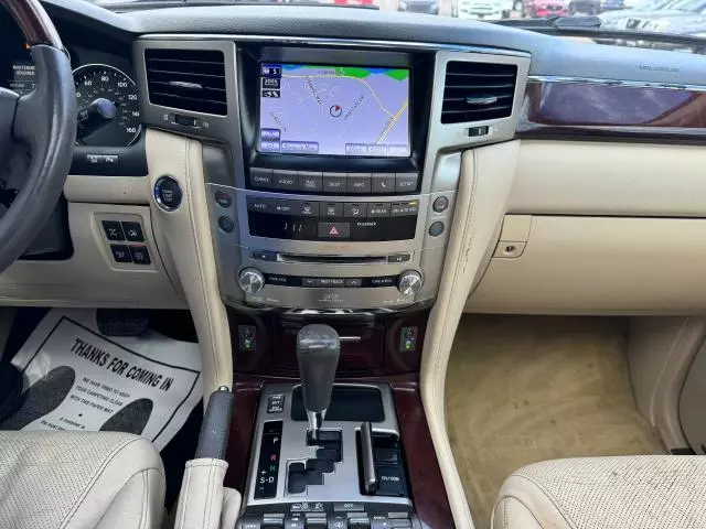 2014 Lexus LX 570