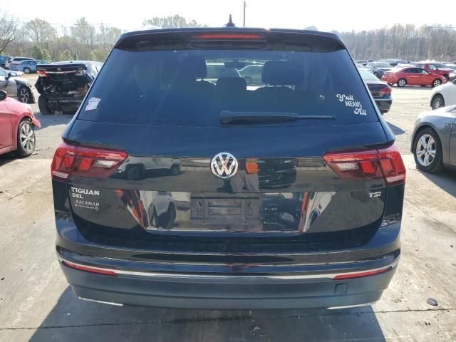 2018 Volkswagen Tiguan SE