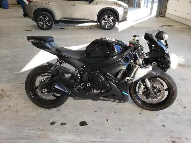 2024 Suzuki GSX-R600