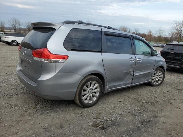 2013 Toyota Sienna XLE