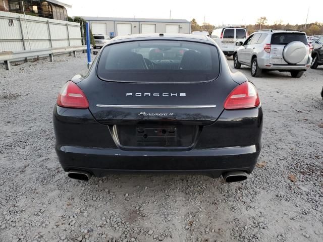 2011 Porsche Panamera 2