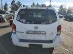 2006 Nissan Pathfinder LE