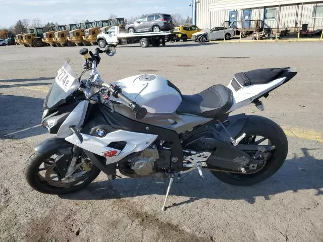 2014 BMW S 1000 R