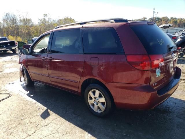 2004 Toyota Sienna CE