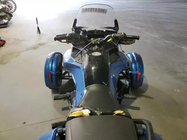 2018 Can-Am Spyder Roadster F3-T