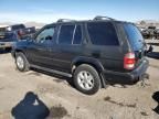 2000 Nissan Pathfinder LE