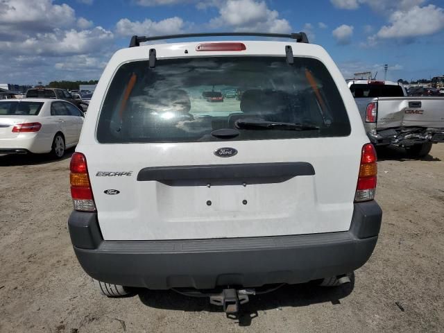 2004 Ford Escape XLS