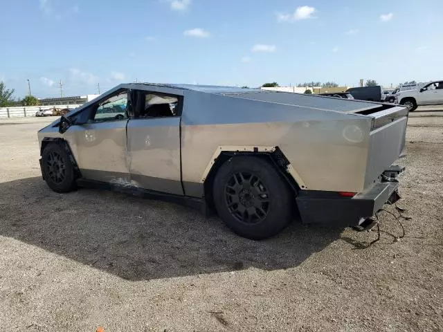 2024 Tesla Cybertruck