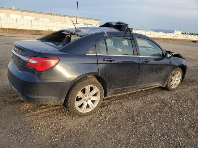 2013 Chrysler 200 LX