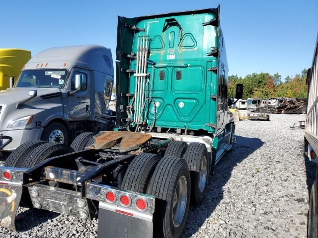 2016 Freightliner Cascadia 125