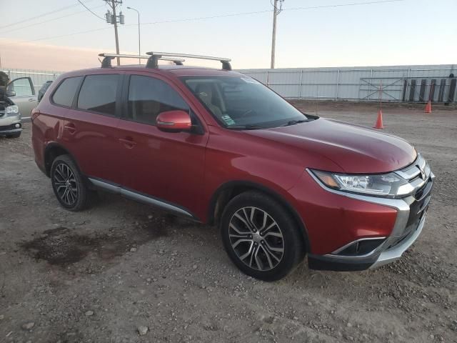 2016 Mitsubishi Outlander SE