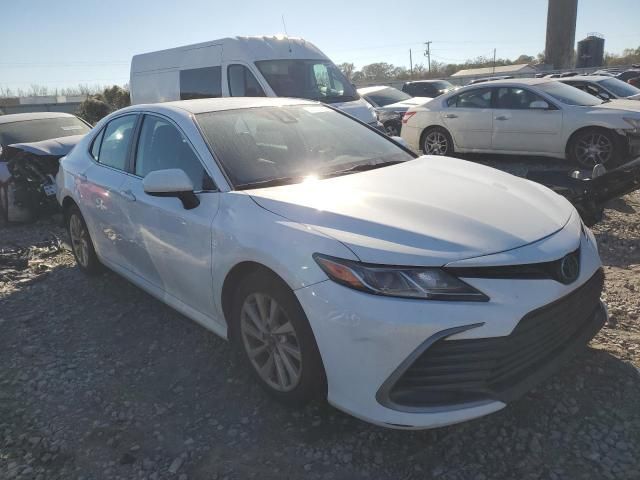 2022 Toyota Camry LE