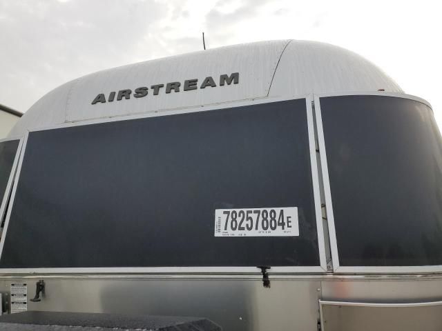 2015 Airstream Camper