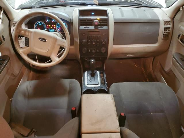 2010 Ford Escape XLS