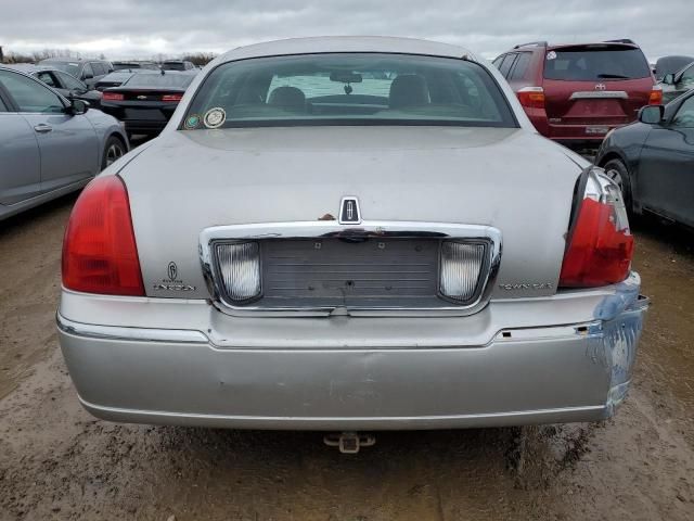 2009 Lincoln Town Car Signature Limited